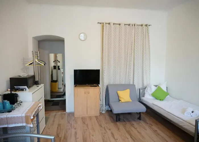 Проживання в сім'ї Contactless Check-in Room4you Waehring