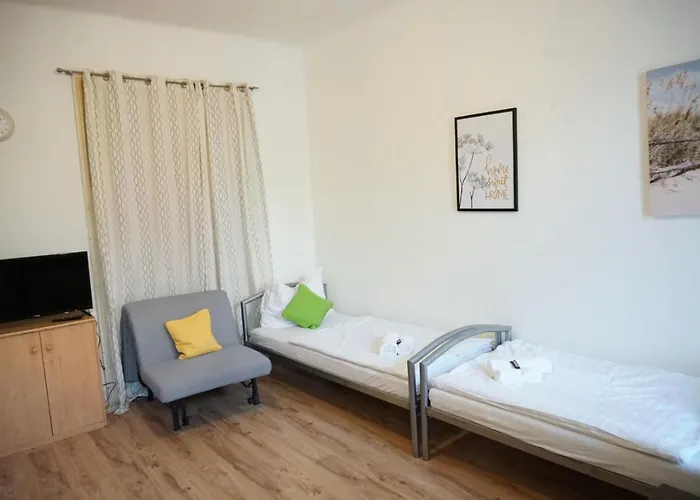 Contactless Check-in Room4you Waehring Проживання в сім'ї *